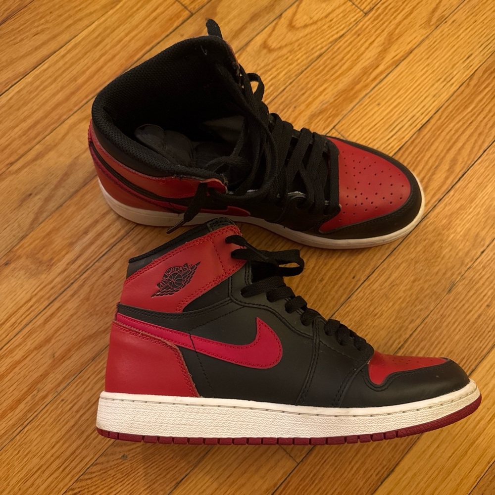 Nike Jordan 1’s Bred High, boys size 6.5
